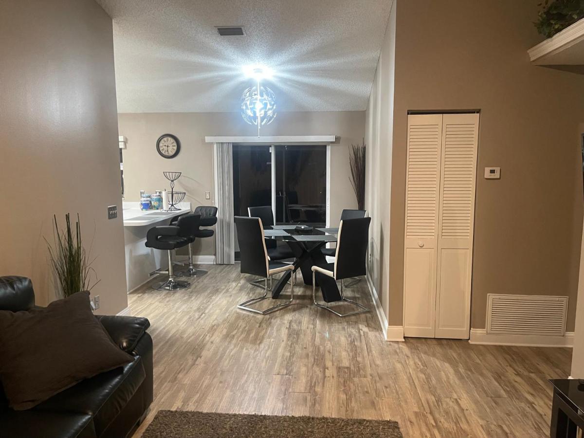 Cozy 3 Bedroom Home Close To Everything In Tampa! Zewnętrze zdjęcie