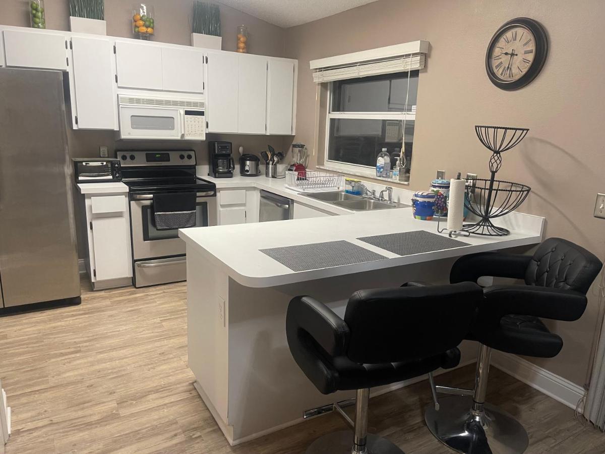 Cozy 3 Bedroom Home Close To Everything In Tampa! Zewnętrze zdjęcie